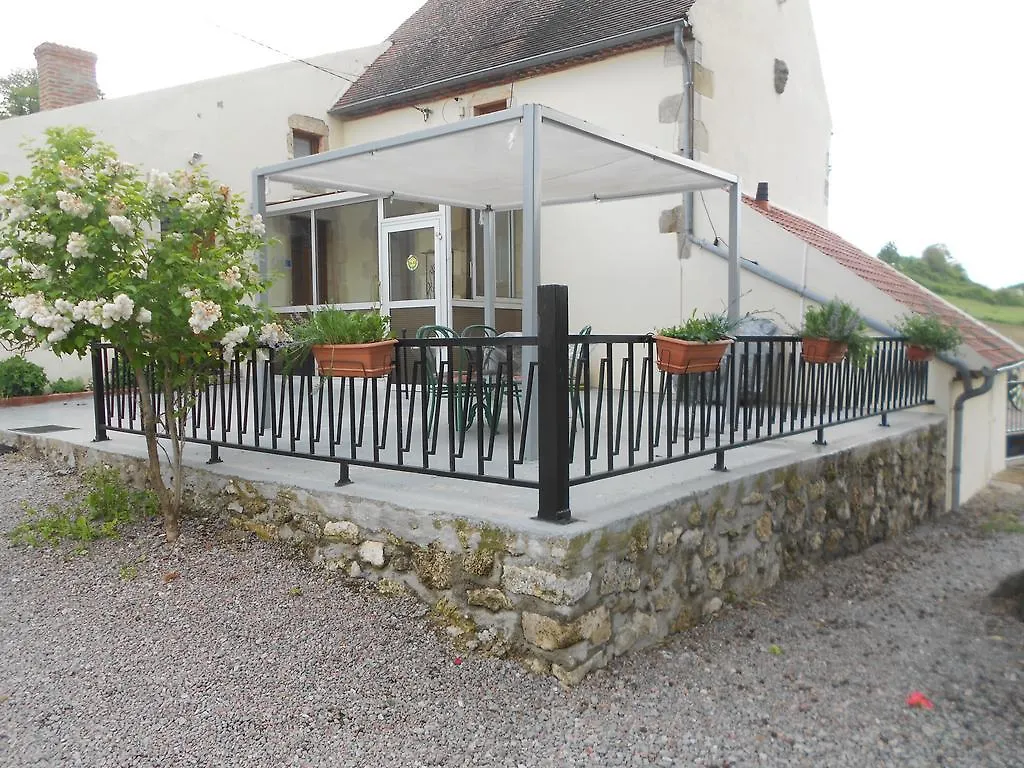 Gite La Lieutenance Holiday home Saint-Pourcain-sur-Sioule