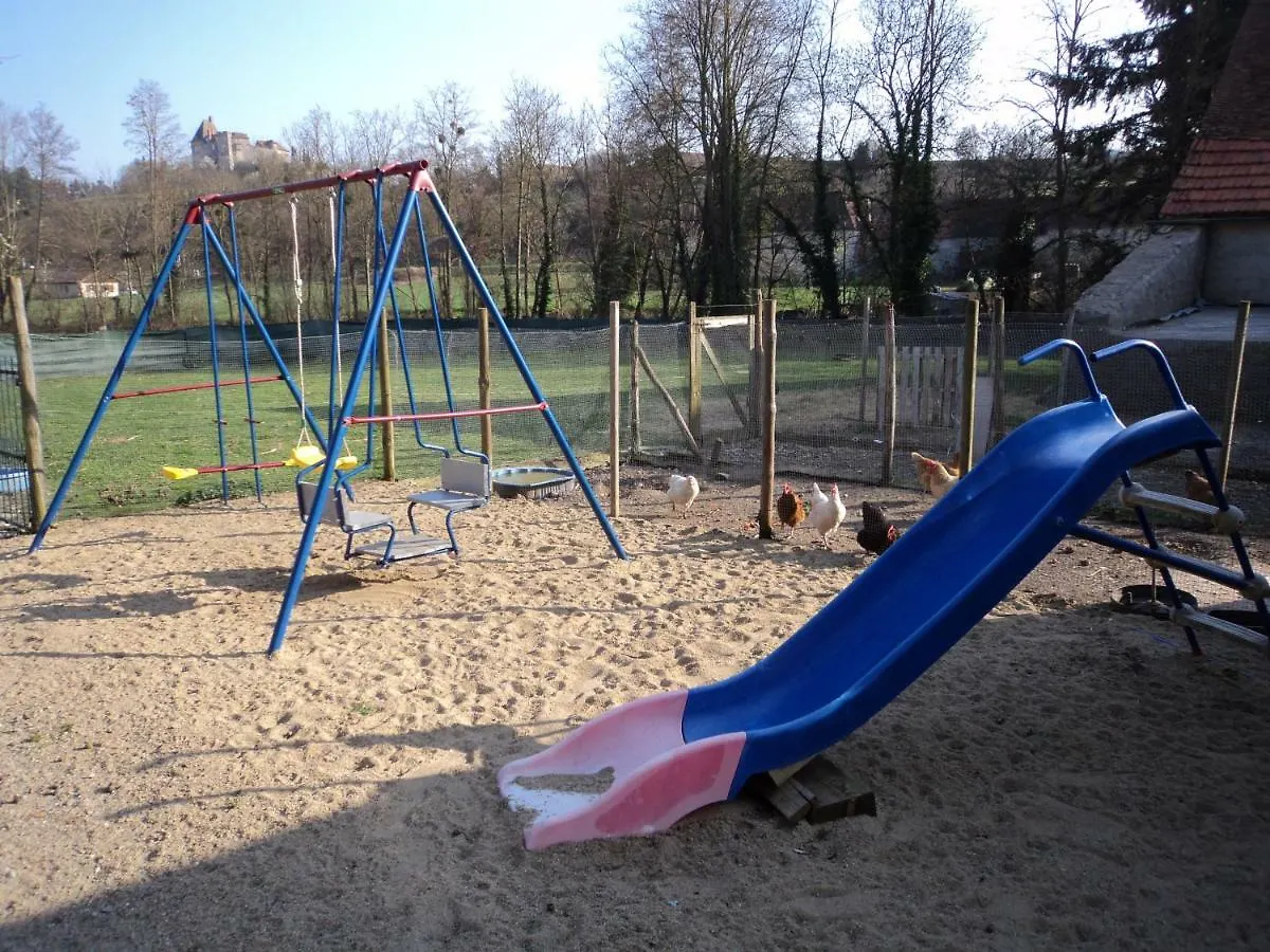 Gite La Lieutenance Holiday home Saint-Pourcain-sur-Sioule